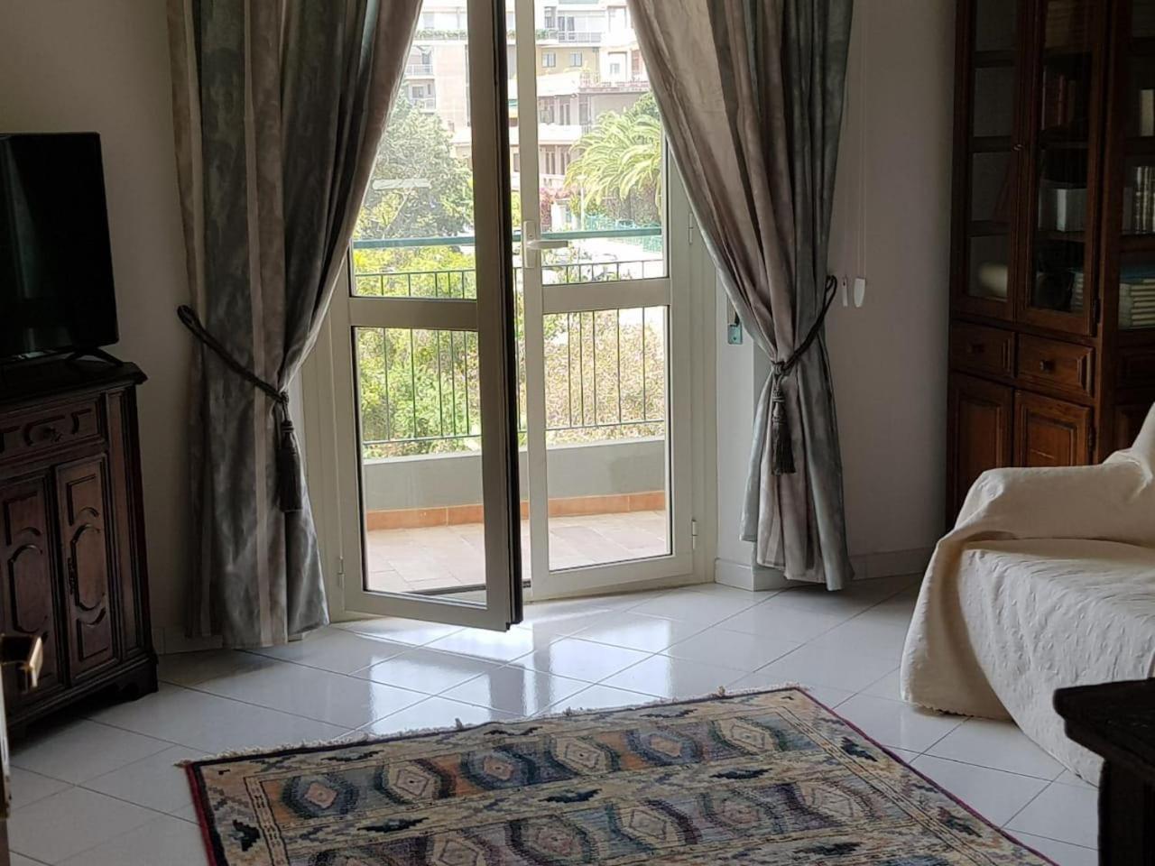 Cagliari On The Park .Mare E Storia! Apartment Luaran gambar